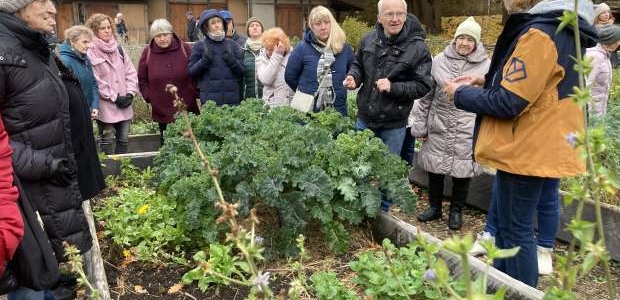 <p>Straupes vietējā kopiena ar lielu prieku ir iesaistījusies INTERREG Igaunijas-Latvijas pārrobežu programmas projektā &ldquo;Vēsturiskie dārzi un augi &ndash; kopienas mantojums&rdquo; (Rooted Heritage). Vadošais partneris -&nbsp; Igaunijas NVO &laquo;Peipusa pārrobežu sadarbības centrs&raquo;. Otrs projekta partneris - Cēsu novada pašvaldība.&nbsp;</p>

<p>Projekta īstenošanas laiks no 2025.gada 1. augusta&nbsp; līdz 2026.gada 30. augustam.</p>